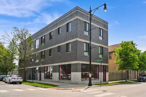 3437 S Morgan St #2E, Chicago, IL 60608
