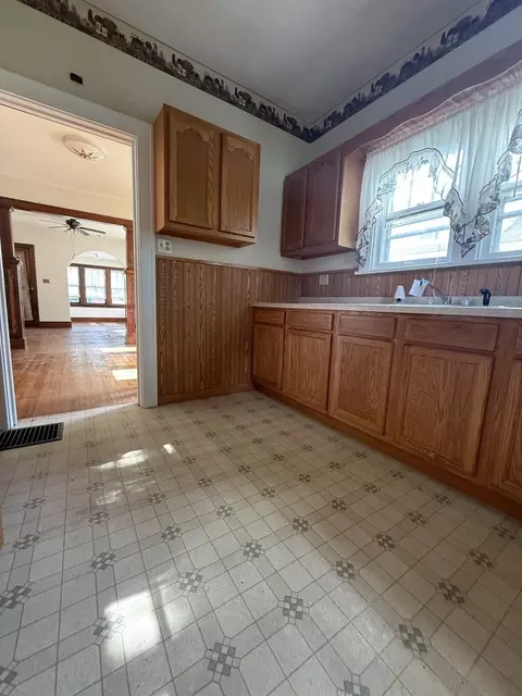 1707 W 3rd St, Dixon, IL 61021 photo 13