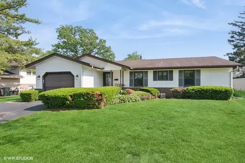 27 Keswick Rd, Elk Grove Village, IL 60007