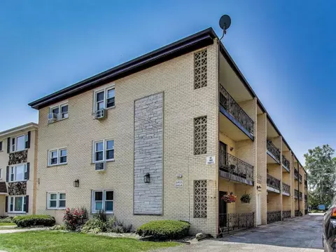 6468 N Northwest Hwy #A1, Chicago, IL 60631