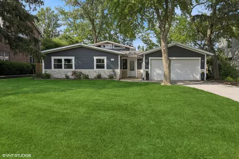 621 W 56th St, Hinsdale, IL 60521