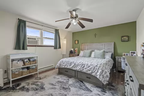 Bedroom - 7250 W 84th St #C, Bridgeview, IL 60455 photo 1 of 3