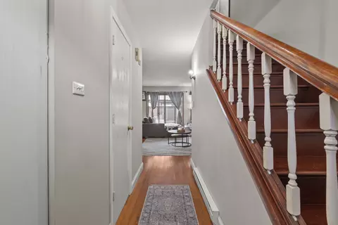Entry Way - 7250 W 84th St #C, Bridgeview, IL 60455 photo 1 of 1