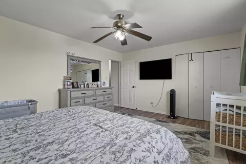 Bedroom - 7250 W 84th St #C, Bridgeview, IL 60455 photo 3 of 3