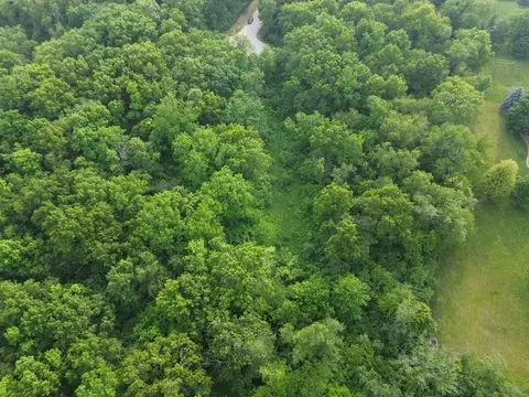 7106 Forest Oak Dr, Mchenry, IL 60050 photo 9