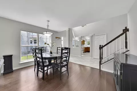 Dining - 991 Willow St, Itasca, IL 60143 photo 1 of 3