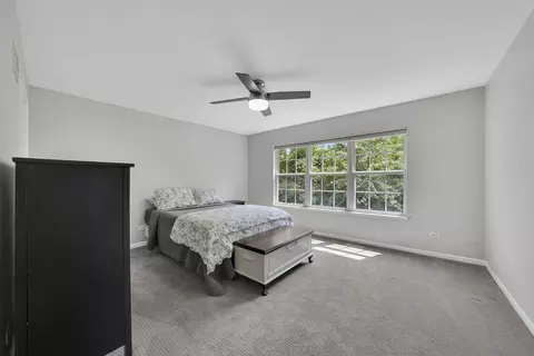 Bedroom - 991 Willow St, Itasca, IL 60143 photo 3 of 6