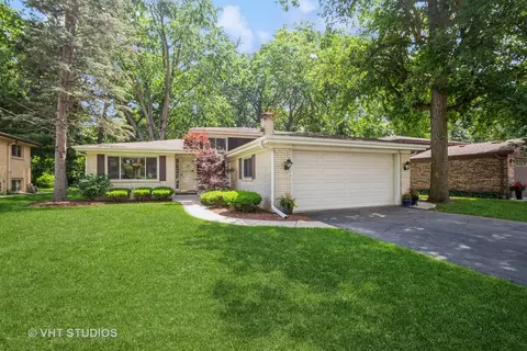 229 S Cedar Ave, Wood Dale, IL 60191