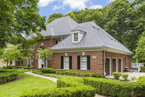 3013 Fox Glen Ct, Saint Charles, IL 60174