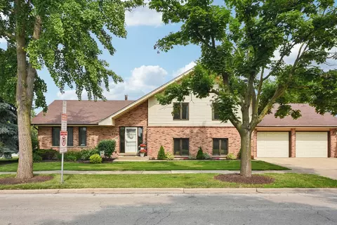 602 E 31st St, La Grange Park, IL 60526