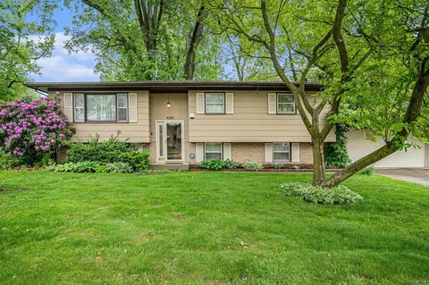 6291 Fallen Timbers Ave, Portage, IN 46368