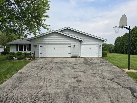 9915 Applegate Dr, Roscoe, IL 61073 photo 40