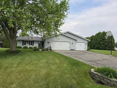 9915 Applegate Dr, Roscoe, IL 61073 photo 38
