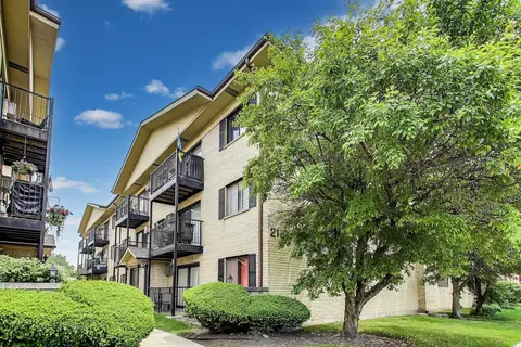 2131 N Harlem Ave #231, Chicago, IL 60707