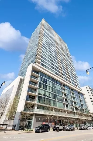 1720 S Michigan Ave #1608, Chicago, IL 60616