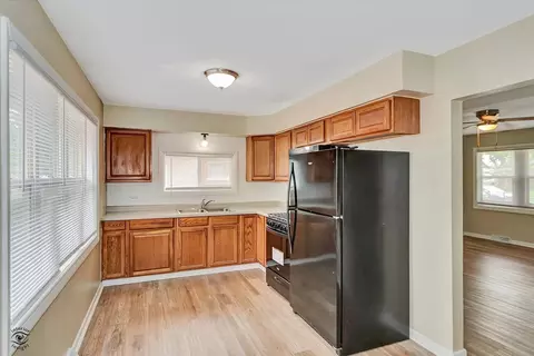 Kitchen - 3102 Stafford Dr, Markham, IL 60428 photo 1 of 1