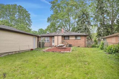 Exterior - 3102 Stafford Dr, Markham, IL 60428 photo 2 of 2