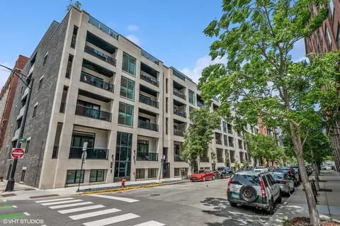 226 S Green St #4N, Chicago, IL 60607