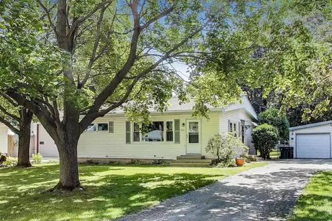 312 Douglas Rd, Batavia, IL 60510