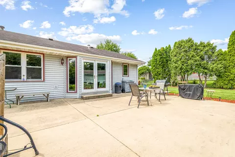 9650 Edgefield Rd, Roscoe, IL 61073 photo 36