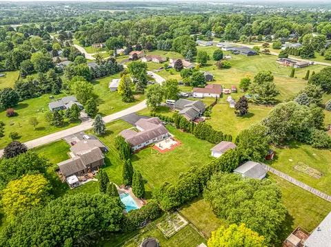 9650 Edgefield Rd, Roscoe, IL 61073 photo 49