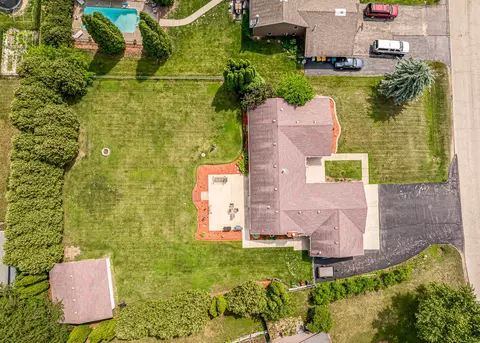 9650 Edgefield Rd, Roscoe, IL 61073 photo 47