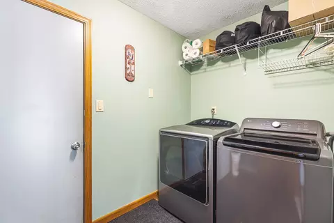 9650 Edgefield Rd, Roscoe, IL 61073 photo 18