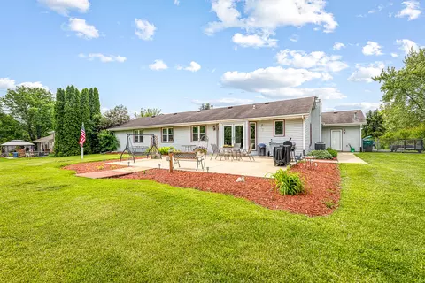 9650 Edgefield Rd, Roscoe, IL 61073 photo 37