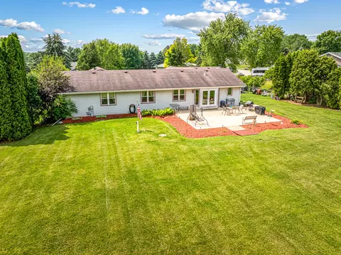 9650 Edgefield Rd, Roscoe, IL 61073 photo 51