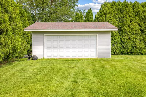 9650 Edgefield Rd, Roscoe, IL 61073 photo 40