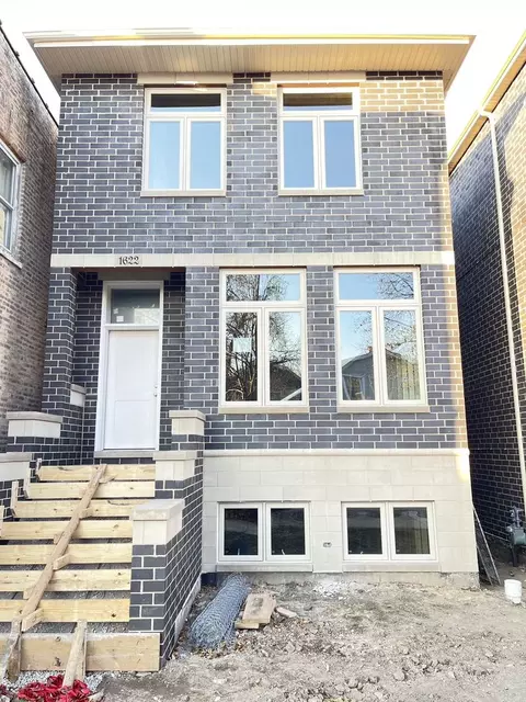 1618 W 32nd St, Chicago, IL 60608