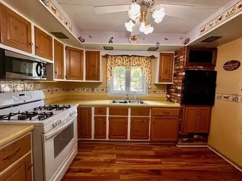 Kitchen - 361 Wiley Ave, Paw Paw, IL 61353 photo 1 of 3