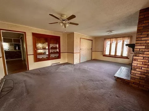 Living - 361 Wiley Ave, Paw Paw, IL 61353 photo 2 of 4