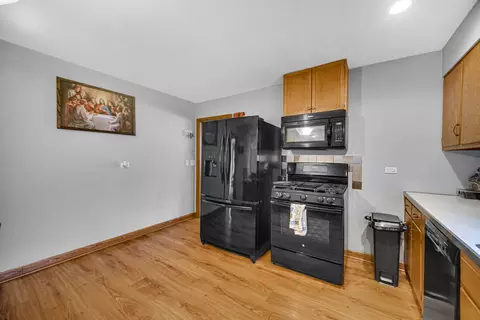 Kitchen - 370 N Commonwealth Ave, Elgin, IL 60123 photo 3 of 3