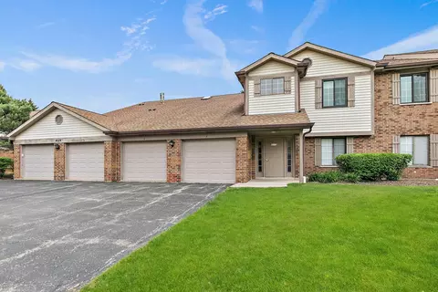 4215 N Mallard Dr #4, Arlington Heights, IL 60004