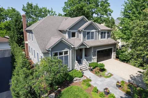 830 Franklin St, Downers Grove, IL 60515