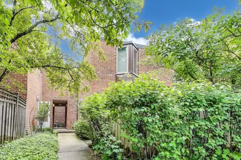 2067 N Larrabee St, Chicago, IL 60614