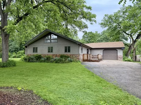29 W178 Woodland Ave, West Chicago, IL 60185