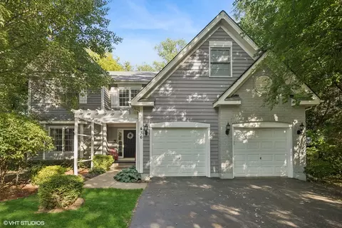436 Kelly Ln, Crystal Lake, IL 60012