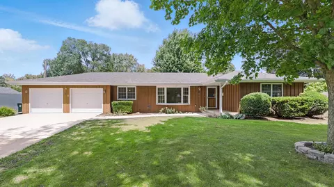 Exterior - 1866 Robert Ct, Aurora, IL 60506 photo 7 of 8