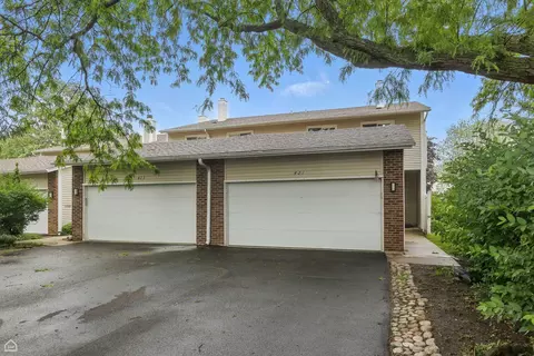 421 Pintail Ln, Deerfield, IL 60015