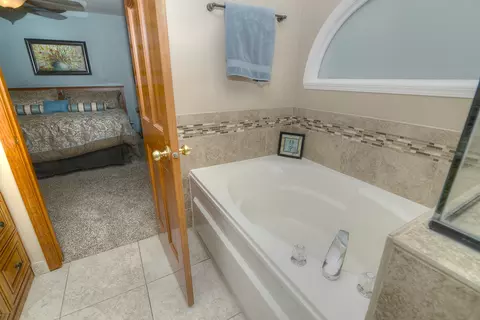 1344 Saddlebrook Rd, Bartlett, IL 60103 photo 25