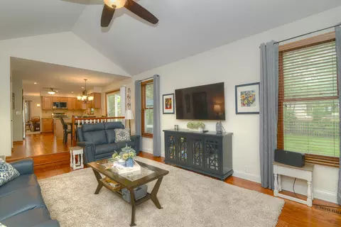 1344 Saddlebrook Rd, Bartlett, IL 60103 photo 17