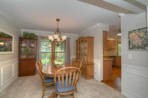 1344 Saddlebrook Rd, Bartlett, IL 60103 photo 7
