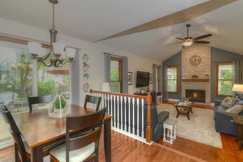 1344 Saddlebrook Rd, Bartlett, IL 60103 photo 13