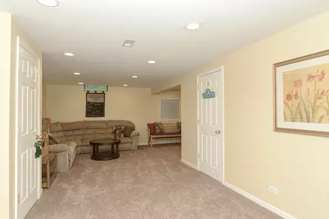 1344 Saddlebrook Rd, Bartlett, IL 60103 photo 32
