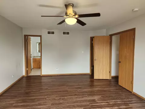 Bedroom - 609 Flanagan Dr, Minooka, IL 60447 photo 1 of 4