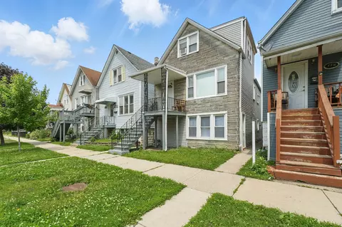 4918 W 28th Pl, Cicero, IL 60804