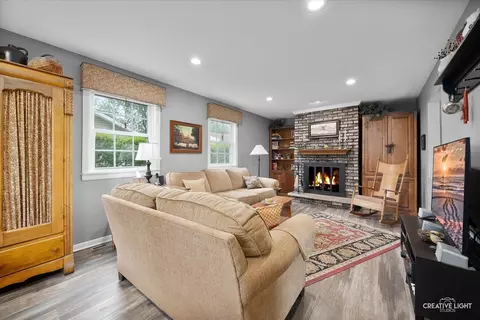 Living - 23551 W Winston Ave, Plainfield, IL 60586 photo 2 of 3