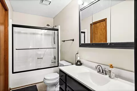Bath - 1230 N Hershey Rd, Bloomington, IL 61704 photo 2 of 4